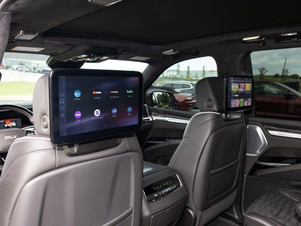 2025 Cadillac ESCALADE V-SERIES thumbnail 51