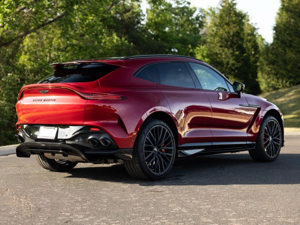 2024 ASTON MARTIN DBX 707 photo 7