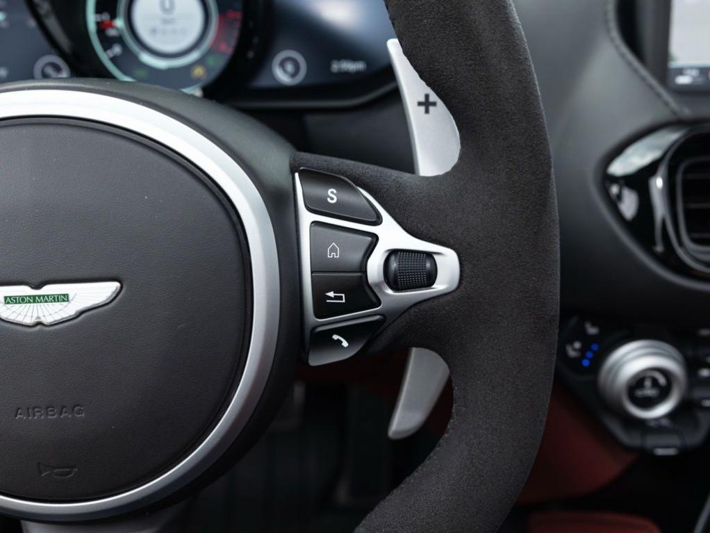 2021 Aston Martin VANTAGE BASE — миниатюра 30