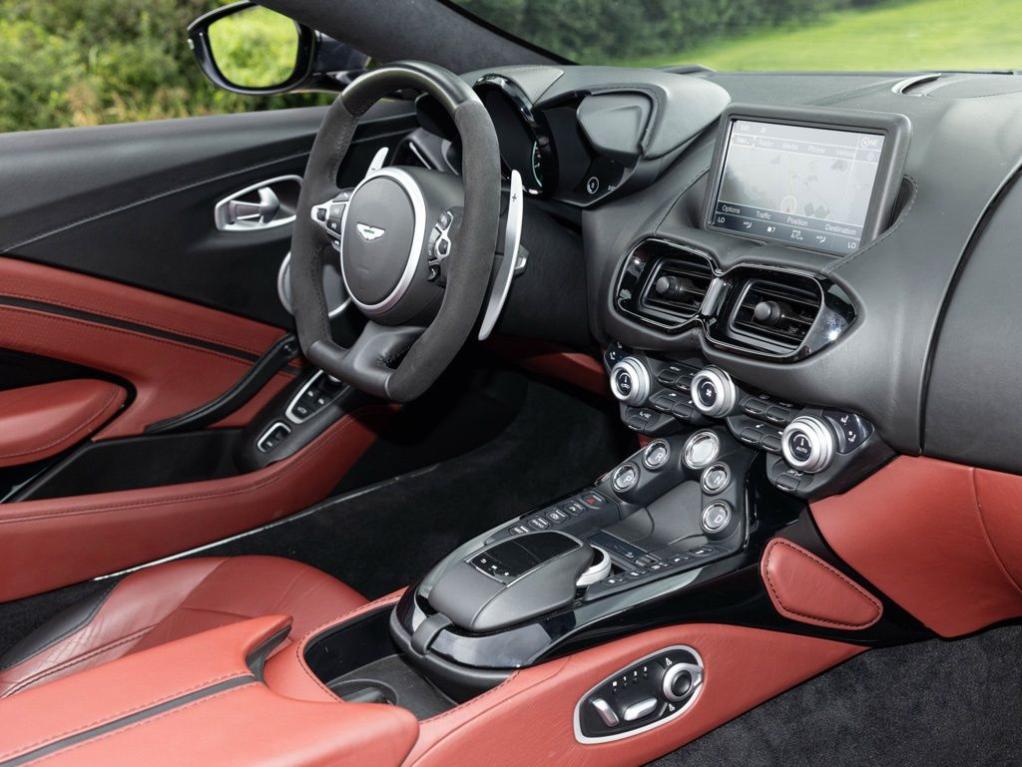 2021 Aston Martin VANTAGE BASE — миниатюра 52