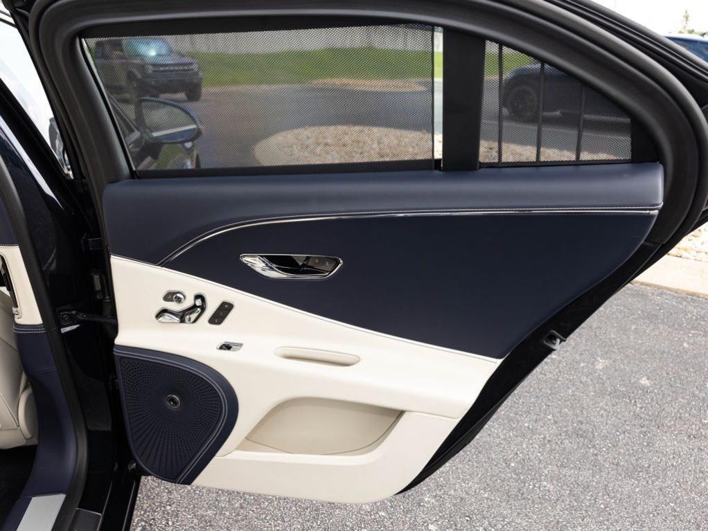 2024 Bentley FLYING SPUR V8 缩略图 66