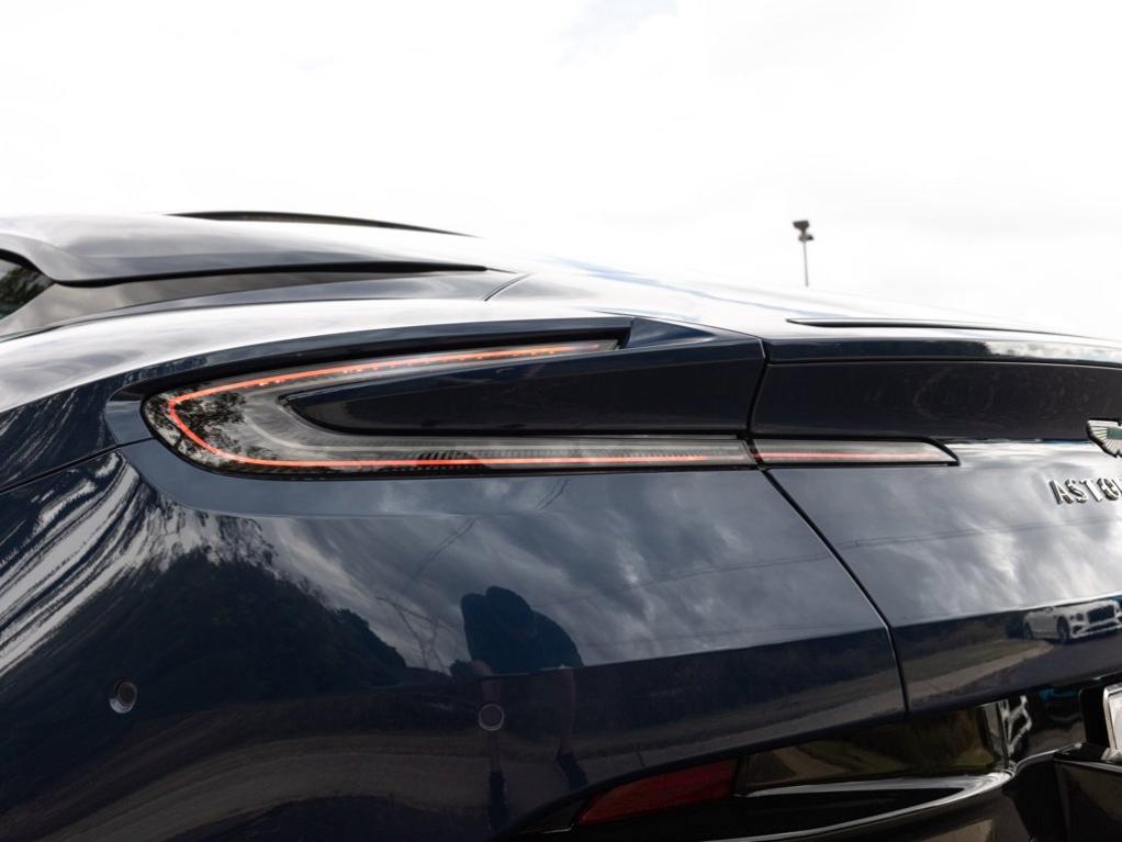 2025 Aston Martin DB12 BASE — миниатюра 48