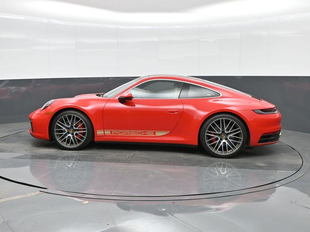 صورة 2 لـ 2024 Porsche 911 CARRERA S