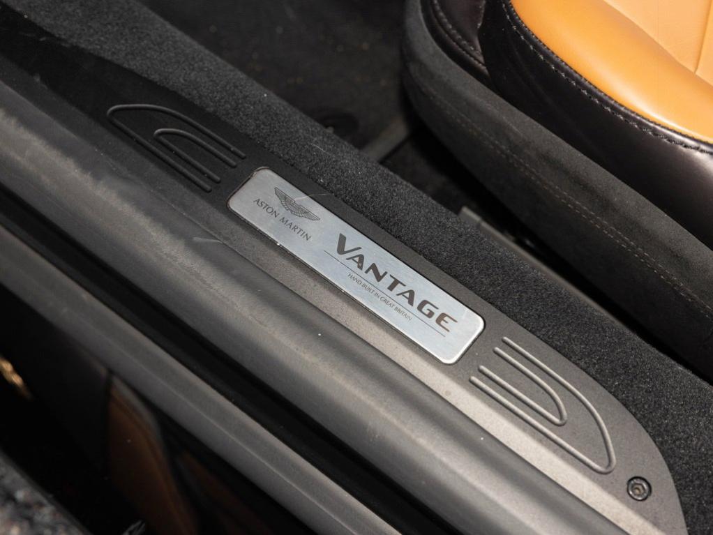 2022 Aston Martin VANTAGE 缩略图 26