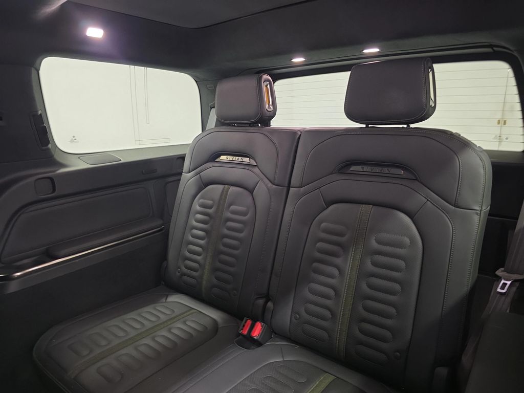 2022 Rivian R1S LAUNCH EDITION 缩略图 22