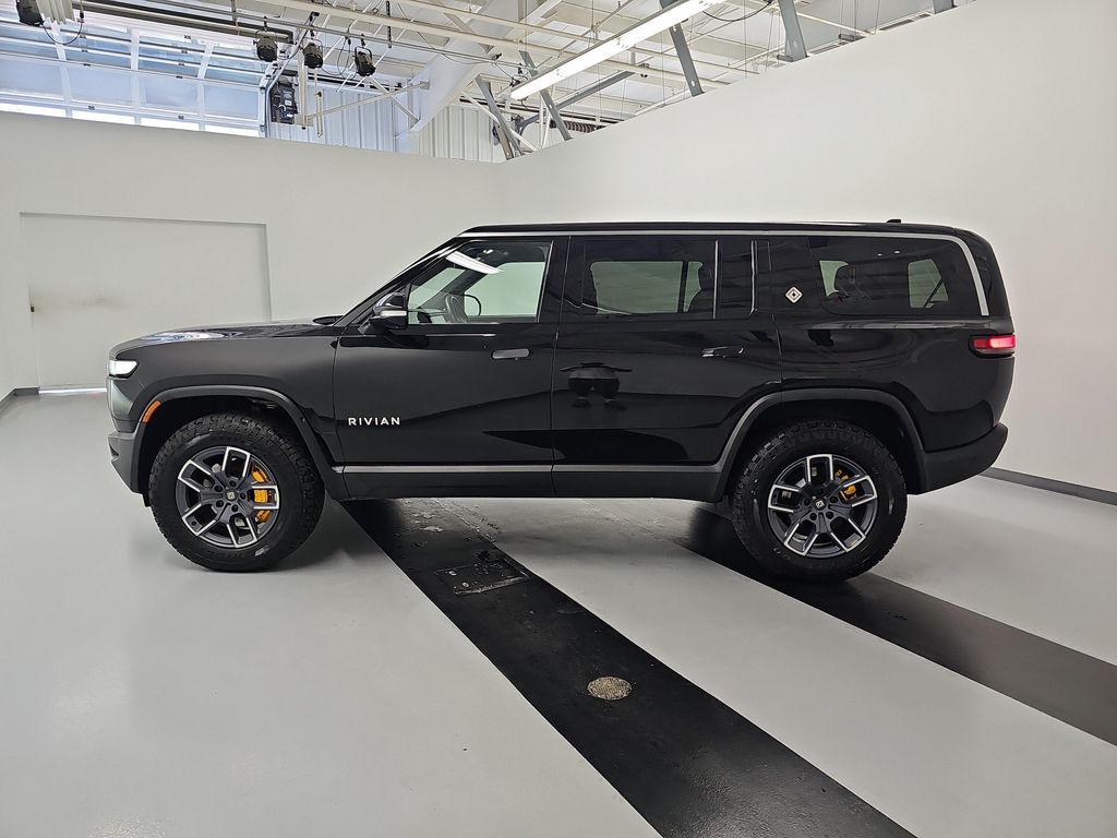 صورة 2 لـ 2023 Rivian R1S ADVENTURE