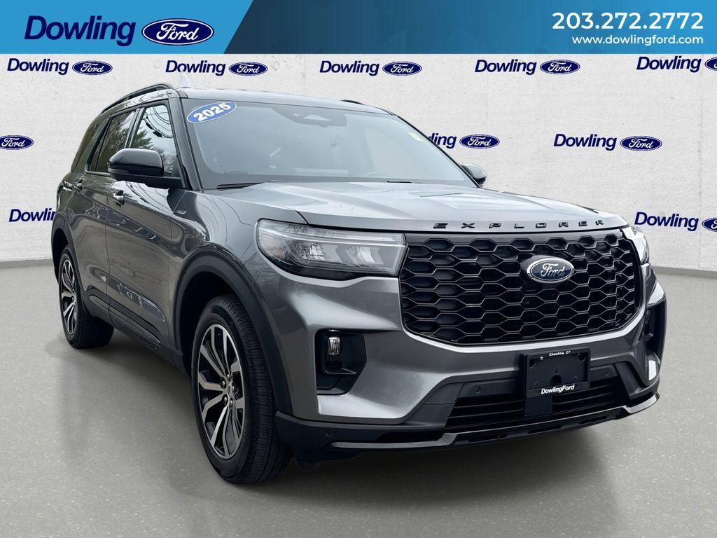 صورة 1 لـ 2025 FORD EXPLORER ST-LINE
