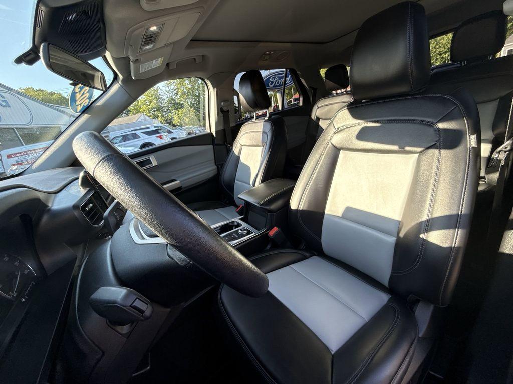 2023 FORD EXPLORER XLT — миниатюра 11