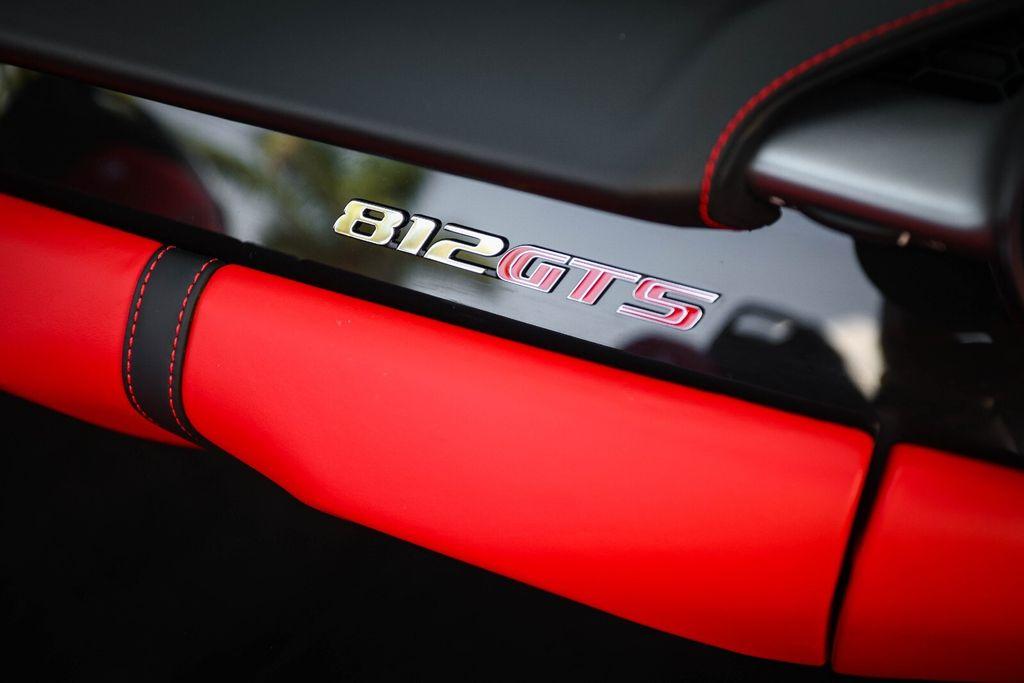 2021 Ferrari 812 GTS — фото 46