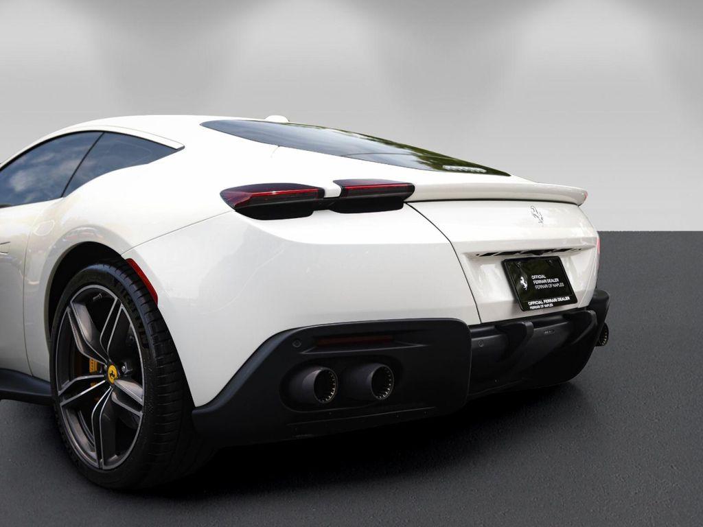 2021 Ferrari ROMA — фото 17