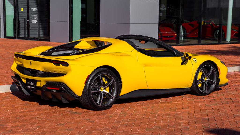 2024 Ferrari 296 GTS — фото 7