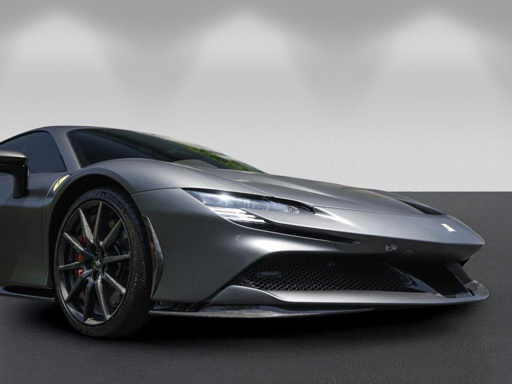 FERRARI SF90 STRADALE - 9