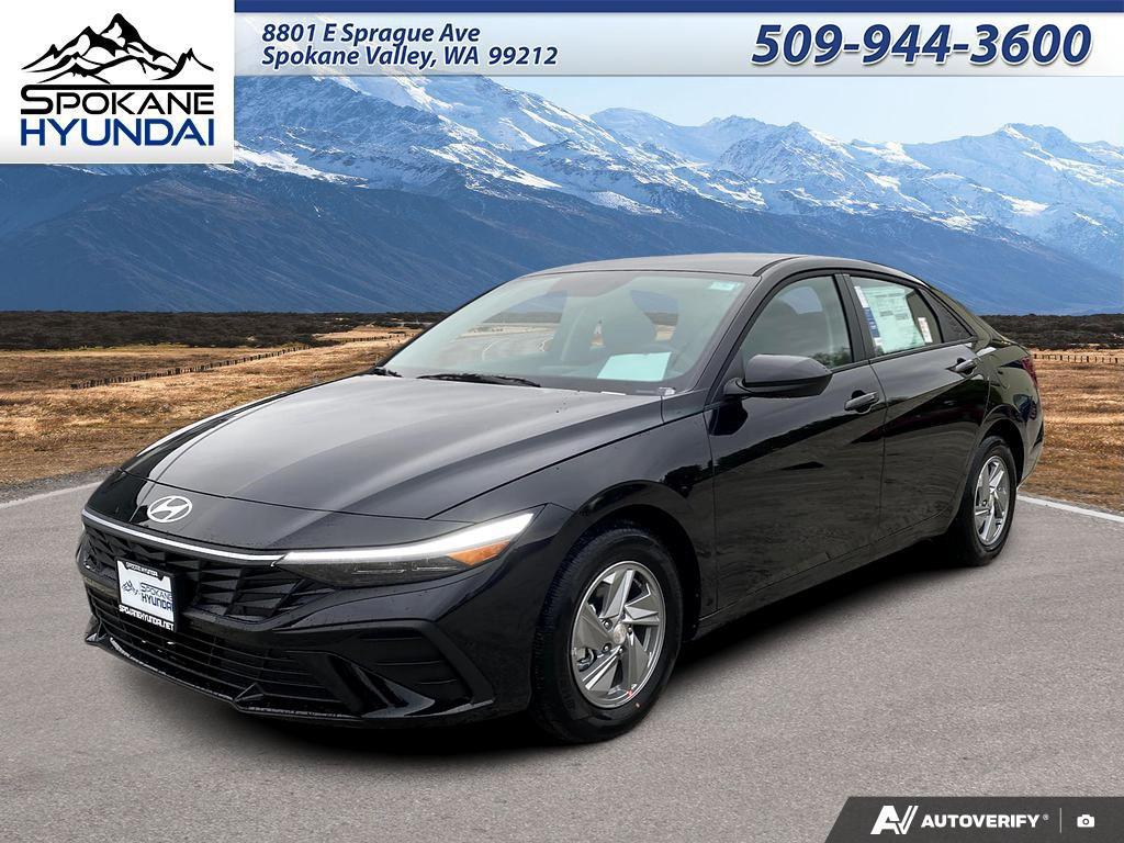 New 2026 Hyundai ELANTRA SE