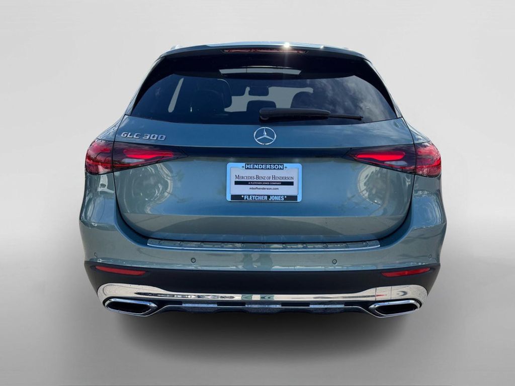 MERCEDES-BENZ GLC - 4