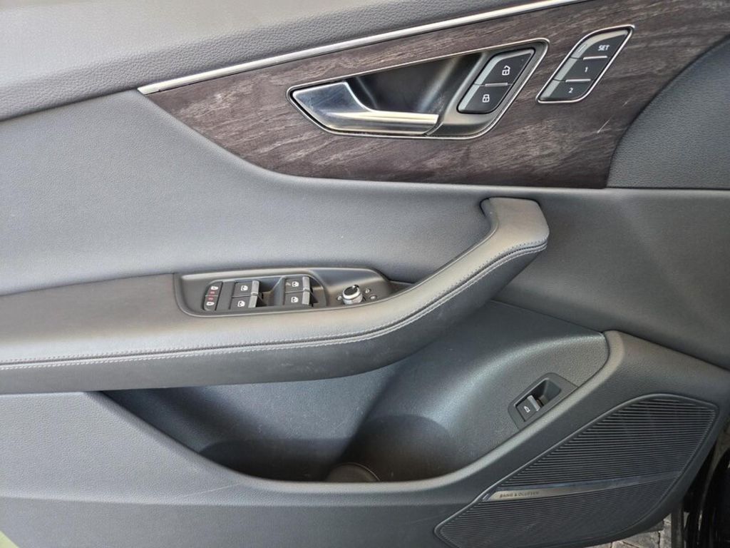 2023 AUDI Q7 55 PREMIUM PLUS — миниатюра 23