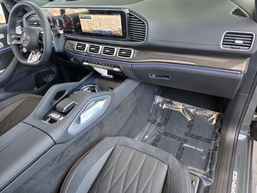 2026 Mercedes-BENZ AMG GLE 63 S — миниатюра 18