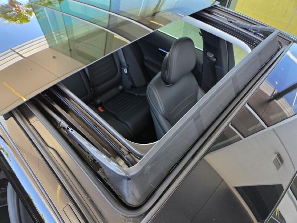 2026 Mercedes-BENZ C-CLASS thumbnail 19