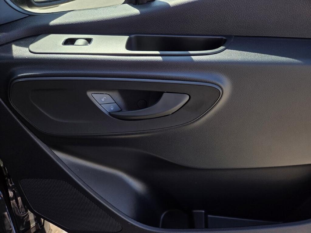 2025 Mercedes-BENZ OTHERS 缩略图 28