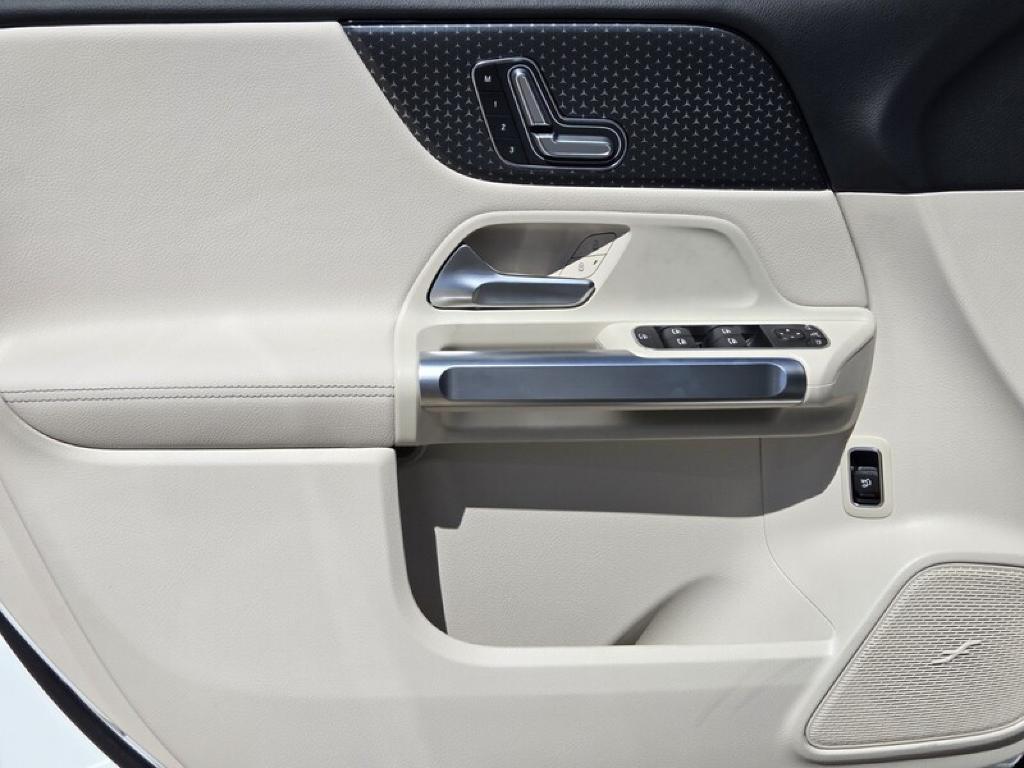 صورة مصغرة 21 لـ 2026 Mercedes-BENZ GLB