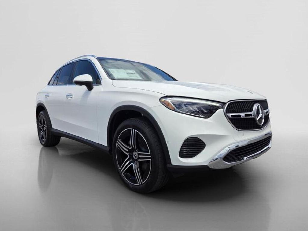 2026 Mercedes-BENZ GLC — фото 7