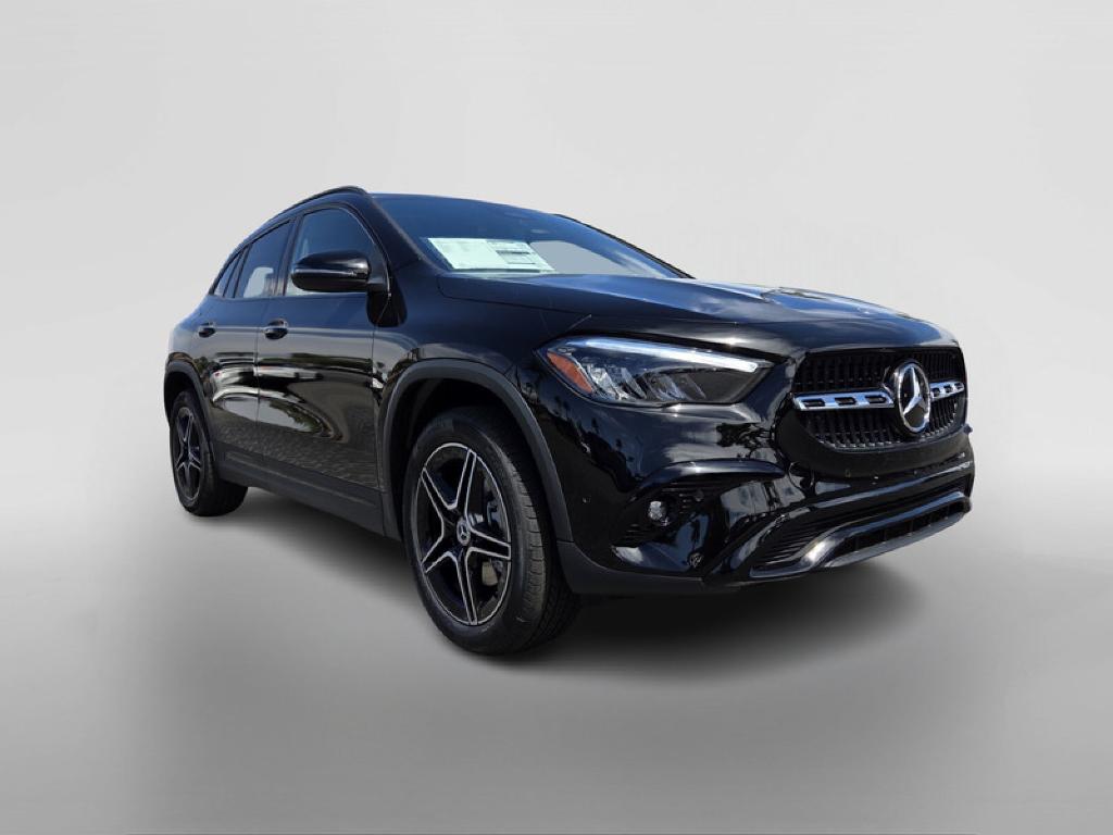 MERCEDES-BENZ GLA - 7