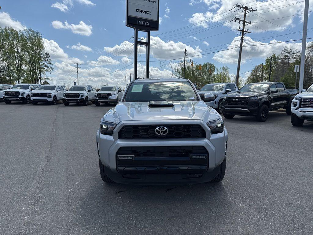 TOYOTA 4RUNNER - 8