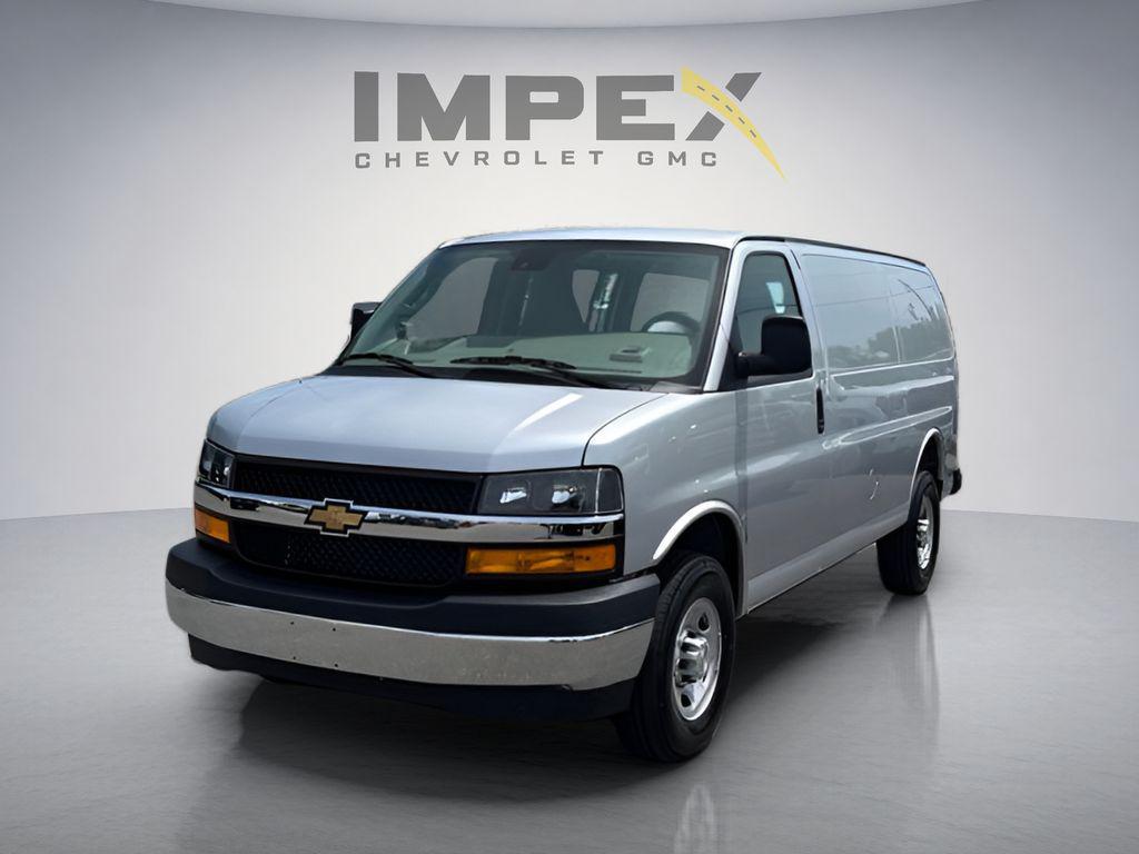 New 2026 Chevrolet Express 2500 LT