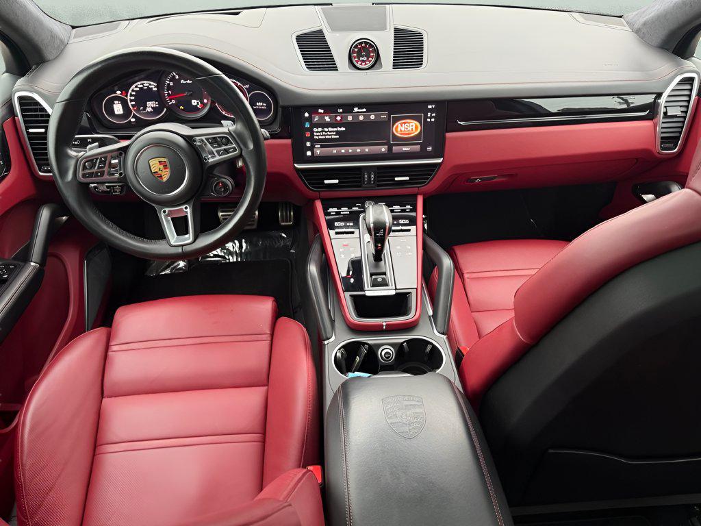 2022 Porsche CAYENNE TURBO — миниатюра 29
