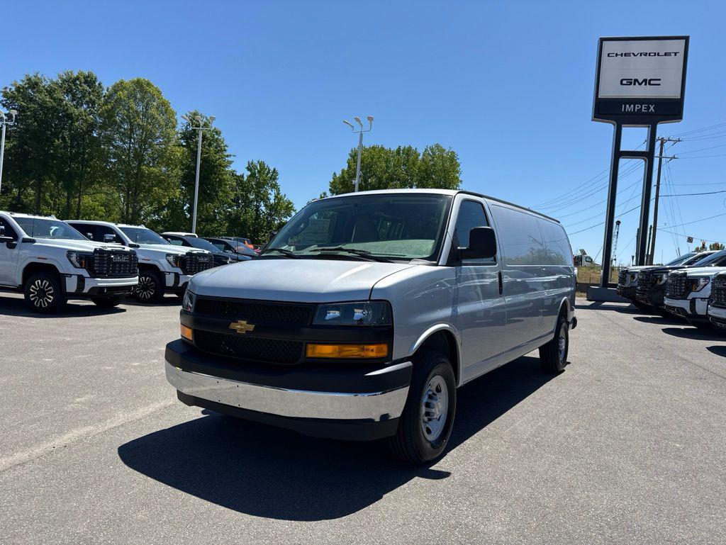 New 2026 Chevrolet Express 3500 3500 Extended Wheelbase, WT, RWD