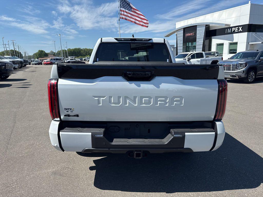 TOYOTA TUNDRA - 4