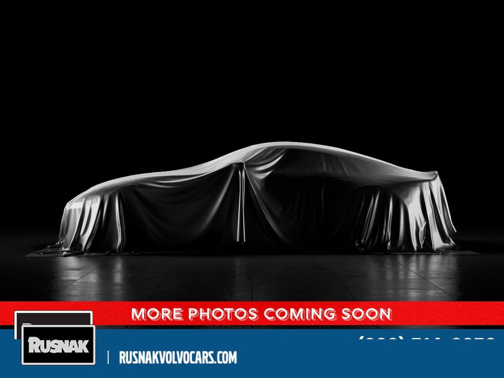 New 2026 Volvo XC60 B5 Ultra