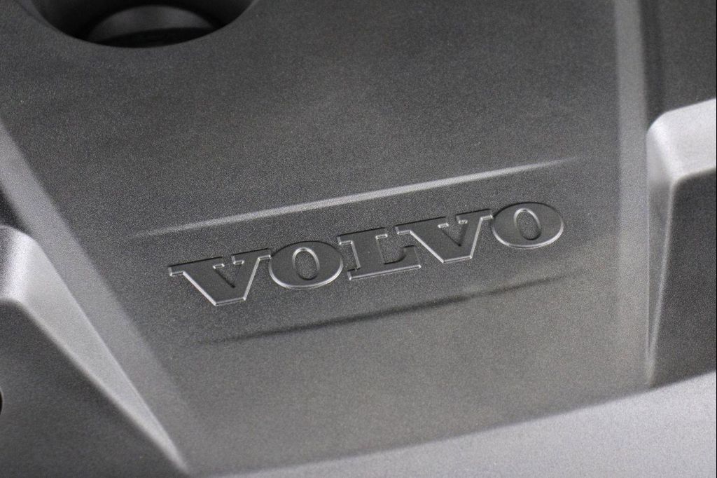 صورة مصغرة 25 لـ 2023 Volvo XC90 RECHARGE PLUG-IN HYBRID T8 PLUS DARK THEME 7-