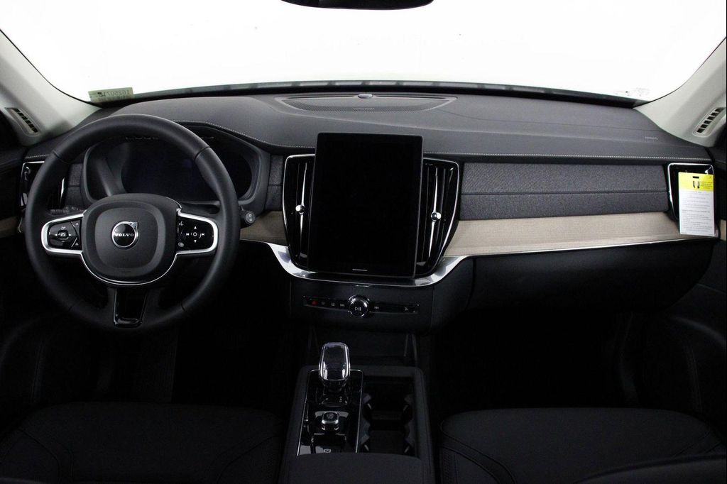 2025 Volvo XC90 B6 PLUS 7-SEATER 照片 5