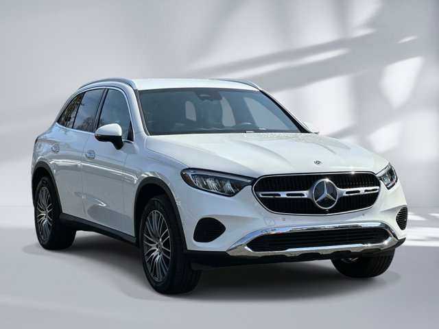2025 Mercedes-BENZ GLC photo 6