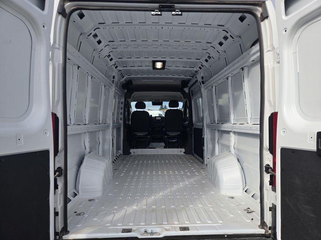2025 RAM PROMASTER 3500 HIGH ROOF — фото 9