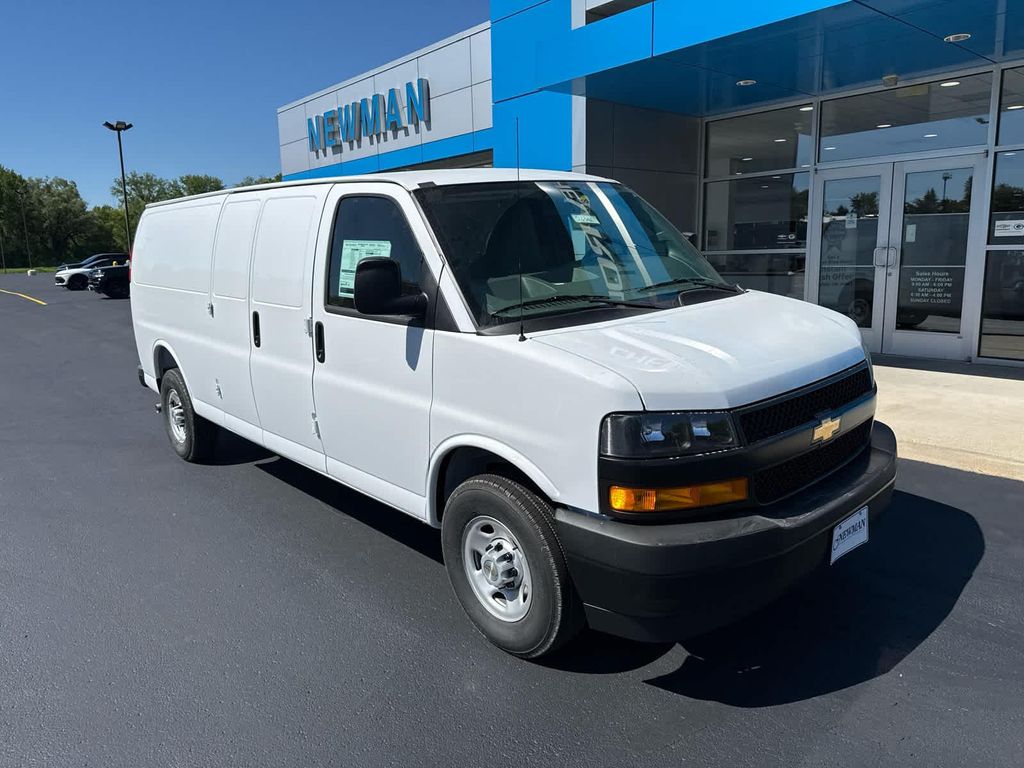 New 2026 Chevrolet Express 3500 3500 Extended Wheelbase, WT, RWD