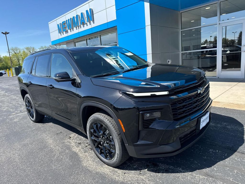 New 2026 Chevrolet Traverse LT