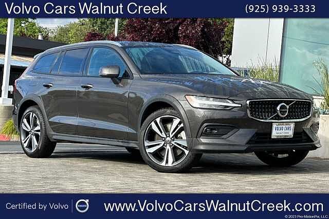 2025 Volvo V60 CROSS COUNTRY B5 PLUS 照片 1
