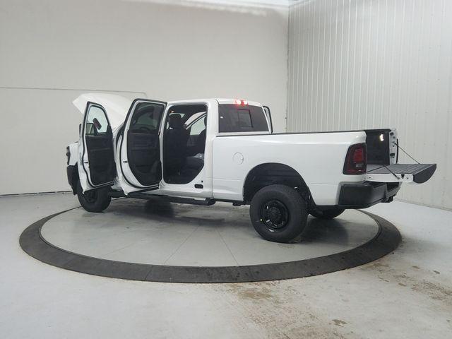 صورة مصغرة 13 لـ 2026 RAM 2500 TRADESMAN