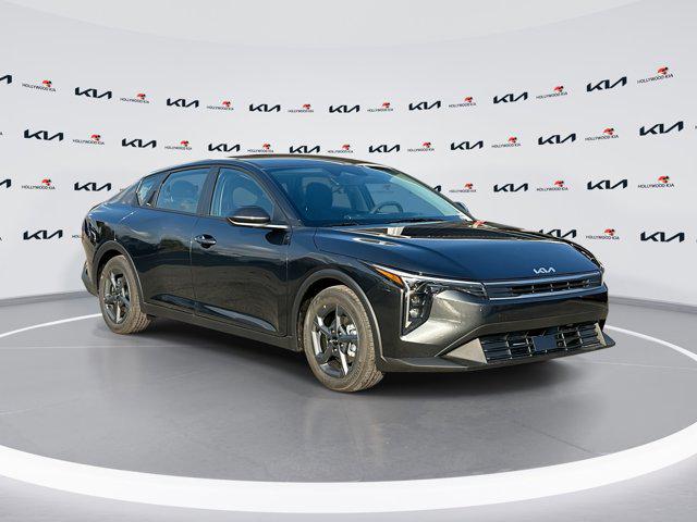 New 2026 Kia K4 LXS