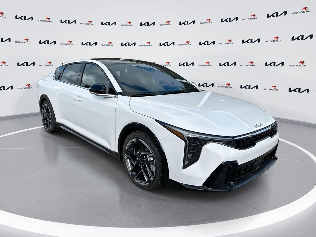 New 2026 Kia K4 GT-Line