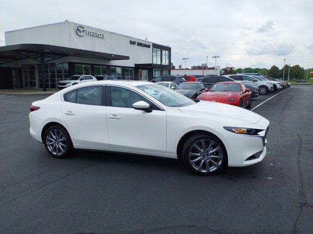 New 2026 Mazda Mazda3 FWD w/Preferred Package