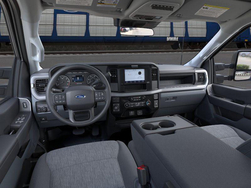 صورة 9 لـ 2026 FORD F-350 XL