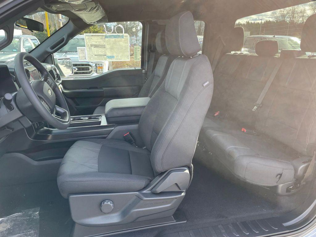 FORD F-150 STX - 8