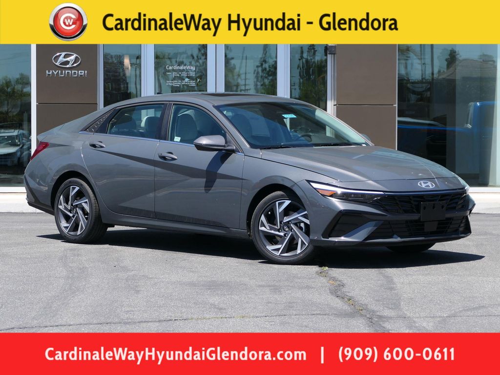 New 2026 Hyundai ELANTRA Limited