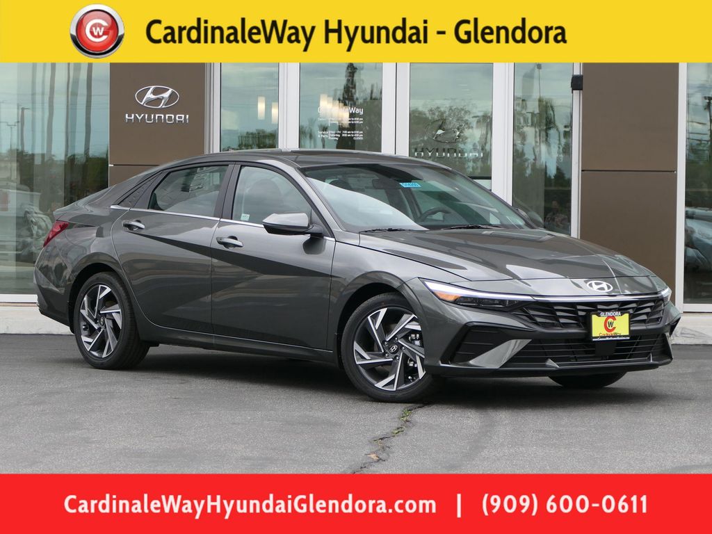 New 2026 Hyundai ELANTRA Limited