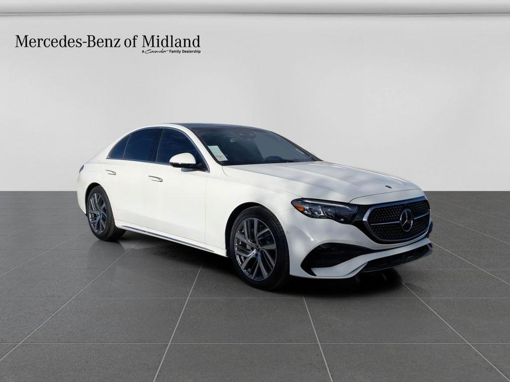 MERCEDES-BENZ E-CLASS - 1