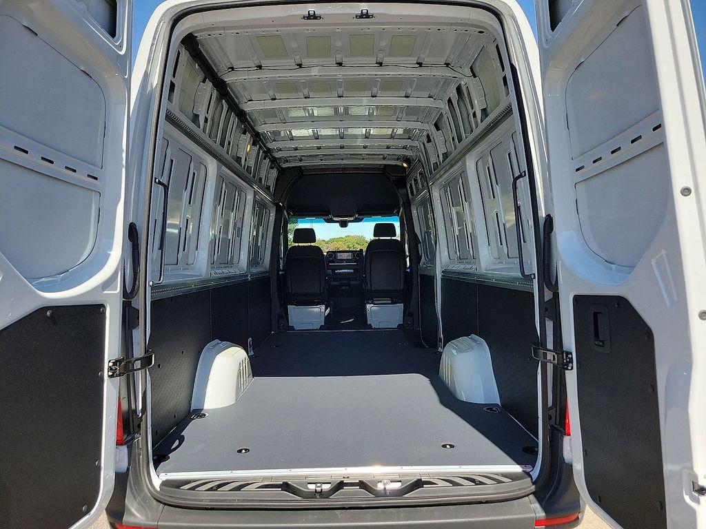 2026 Mercedes-BENZ OTHERS 缩略图 12