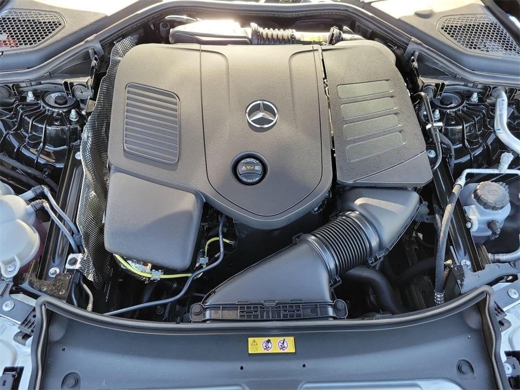 MERCEDES-BENZ E-CLASS - 10