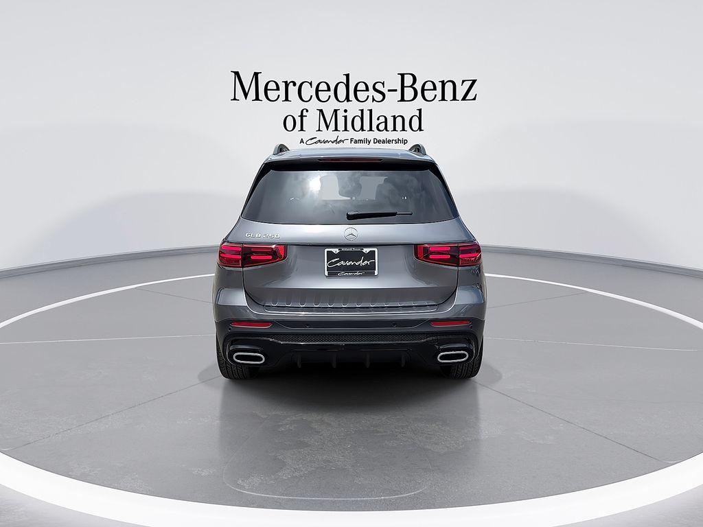 صورة 7 لـ 2026 Mercedes-BENZ GLB